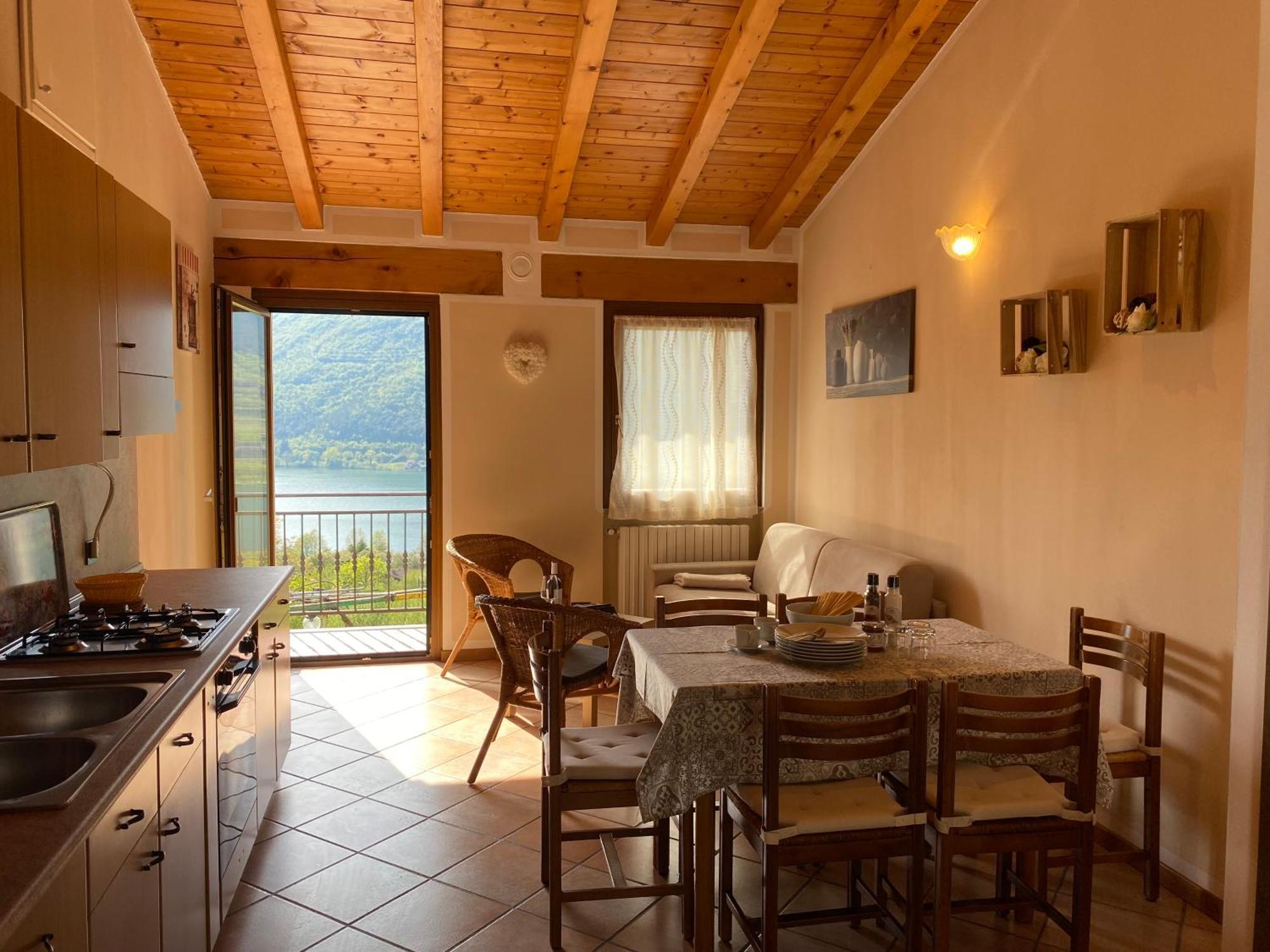Casa Carla, Bis 4 Personen, Garten, Balkon Mit Blick Auf Den See Und Die Berge Crone Екстер'єр фото